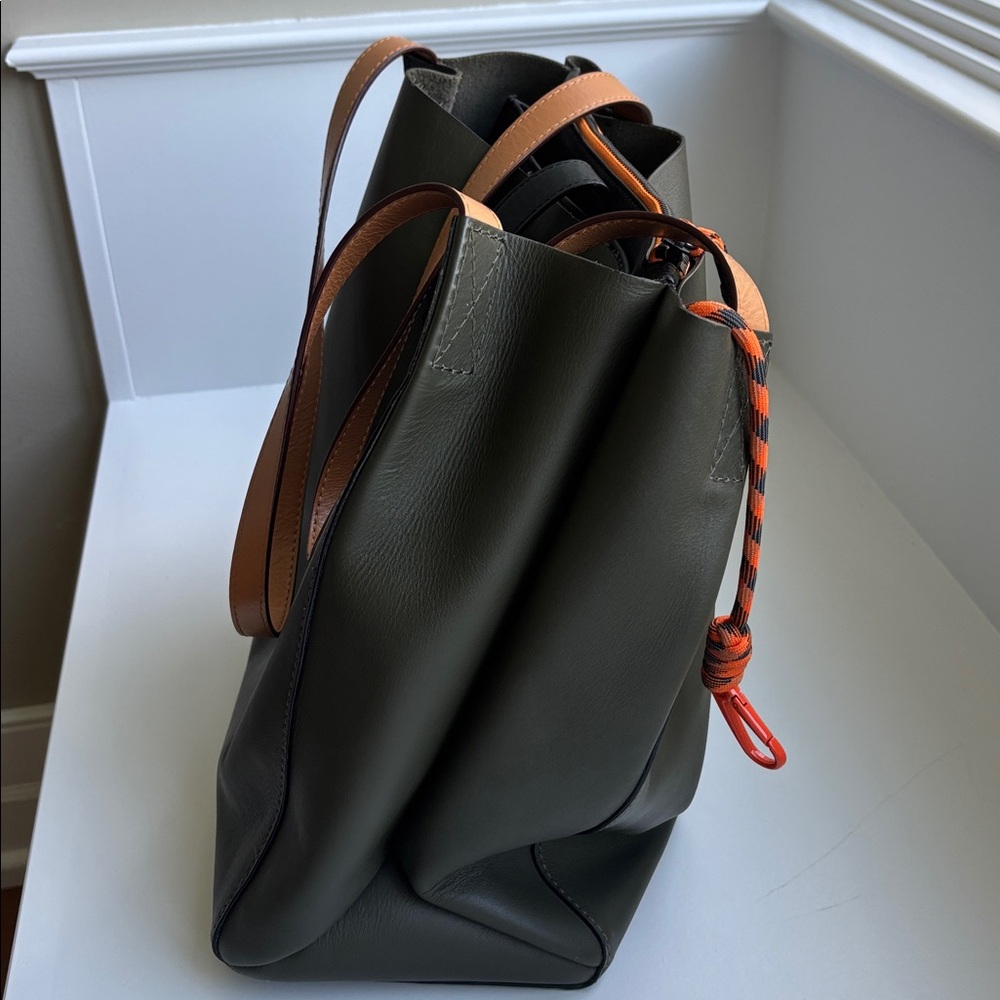 NWT Rag & Bone Olive/Black Tote with Tan Straps - Picture 3 of 11